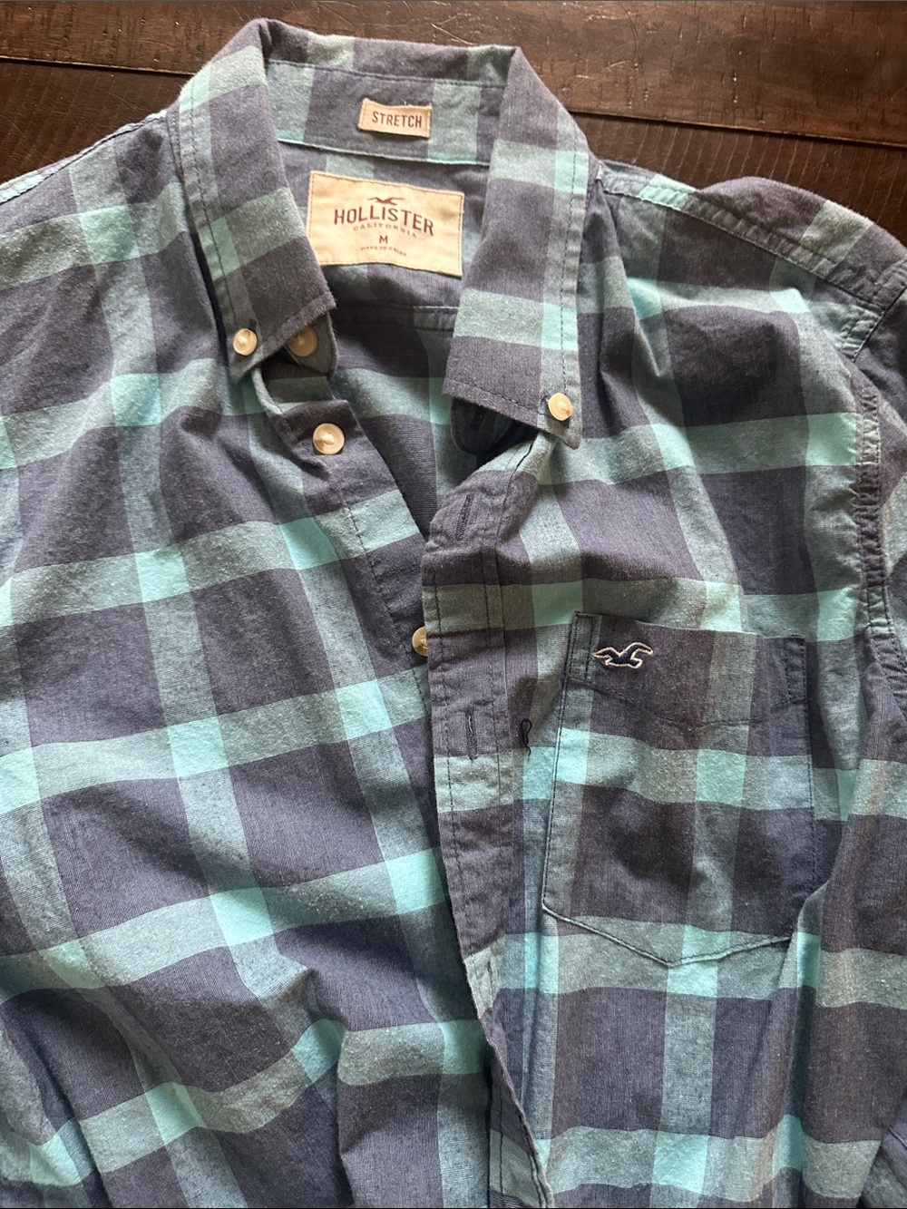 Hollister Men's Teal and Navy Plaid Button-Down Shirt